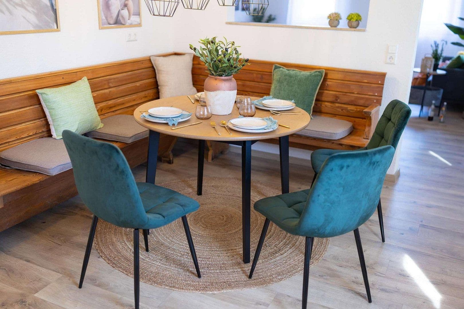 Prodej domu 280 m², pozemek 6.597 m², Geslau, Bavorsko Prodej domu 280 m², pozemek 6.597 m², Geslau, Bavorsko