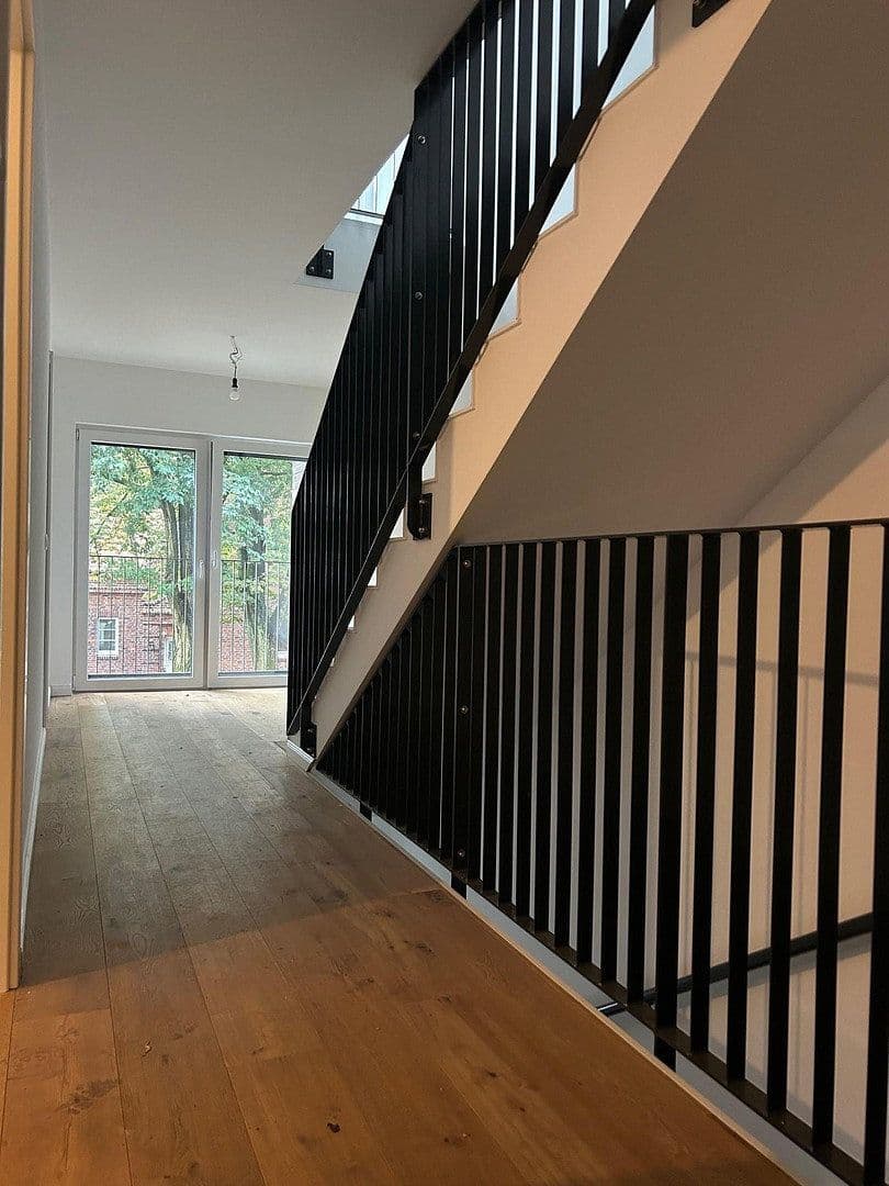 Pronájem bytu 4+1 122 m², Hamburg, Hamburg Pronájem bytu 4+1 122 m², Hamburg, Hamburg