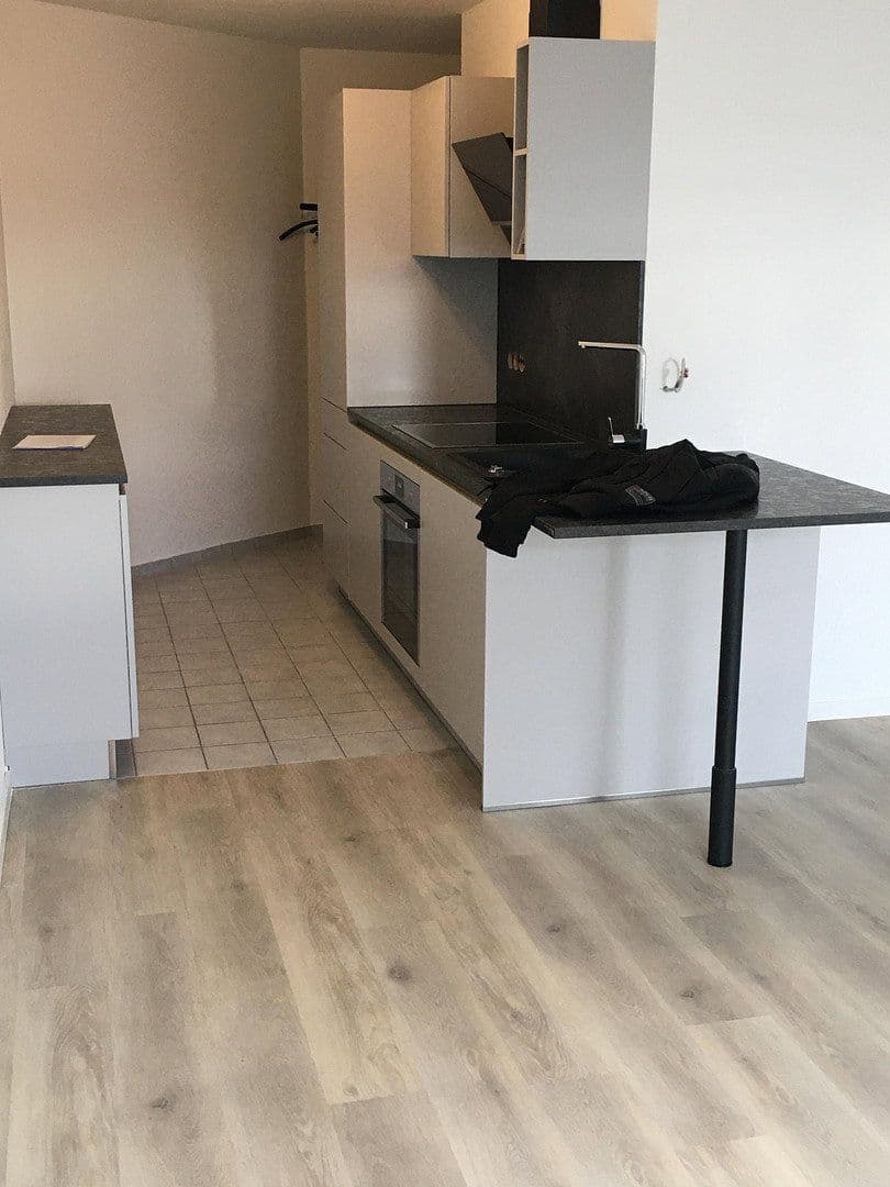 Pronájem bytu 1+kk 38 m², Ostfildern, Bádensko-Württembersko Pronájem bytu 1+kk 38 m², Ostfildern, Bádensko-Württembersko