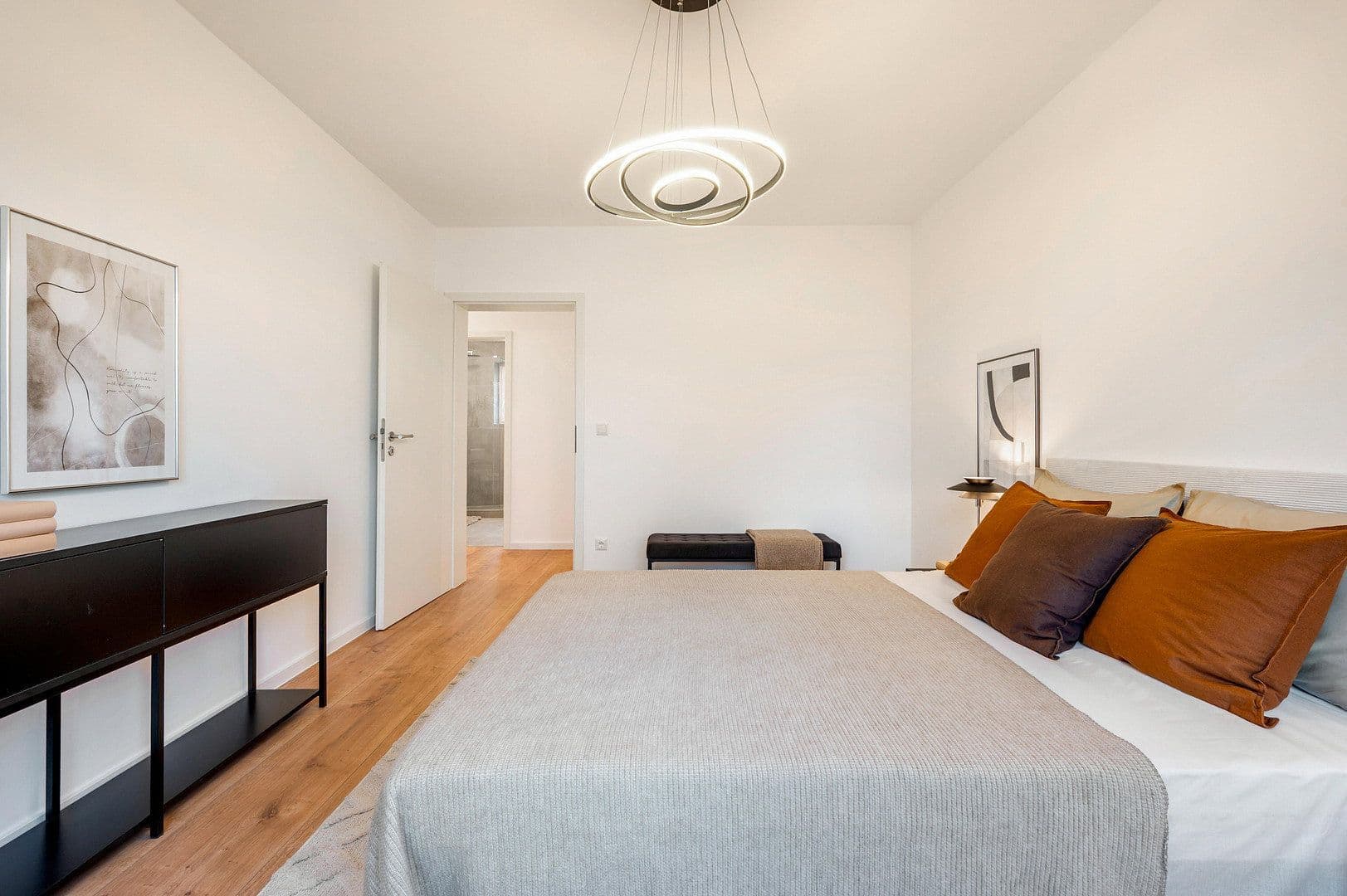 Prodej bytu 3+1 75 m², Schillerstraße 9, Taunusstein, Hessen Prodej bytu 3+1 75 m², Schillerstraße 9, Taunusstein, Hessen