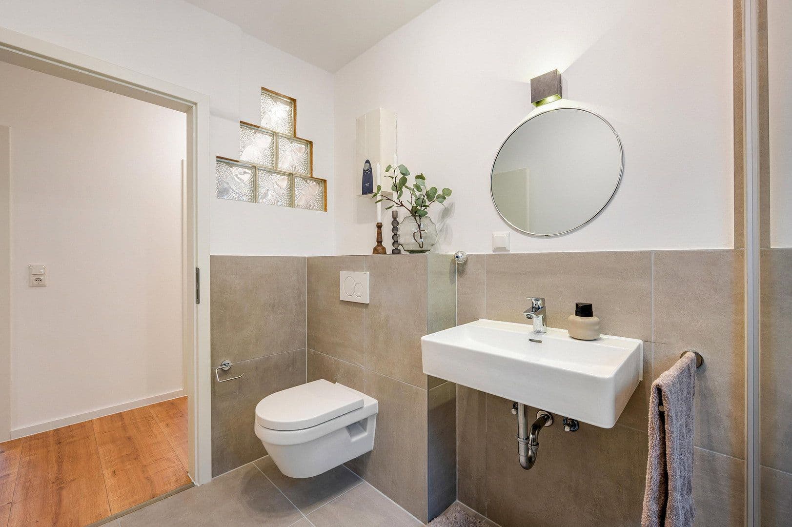 Prodej bytu 3+1 75 m², Schillerstraße 9, Taunusstein, Hessen Prodej bytu 3+1 75 m², Schillerstraße 9, Taunusstein, Hessen