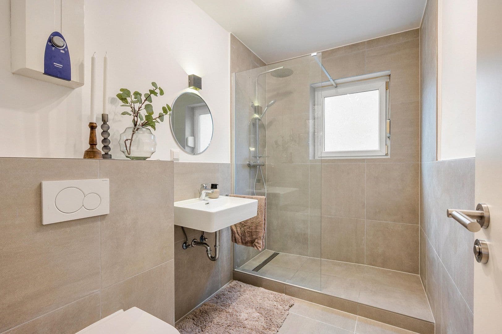 Prodej bytu 3+1 75 m², Schillerstraße 9, Taunusstein, Hessen Prodej bytu 3+1 75 m², Schillerstraße 9, Taunusstein, Hessen