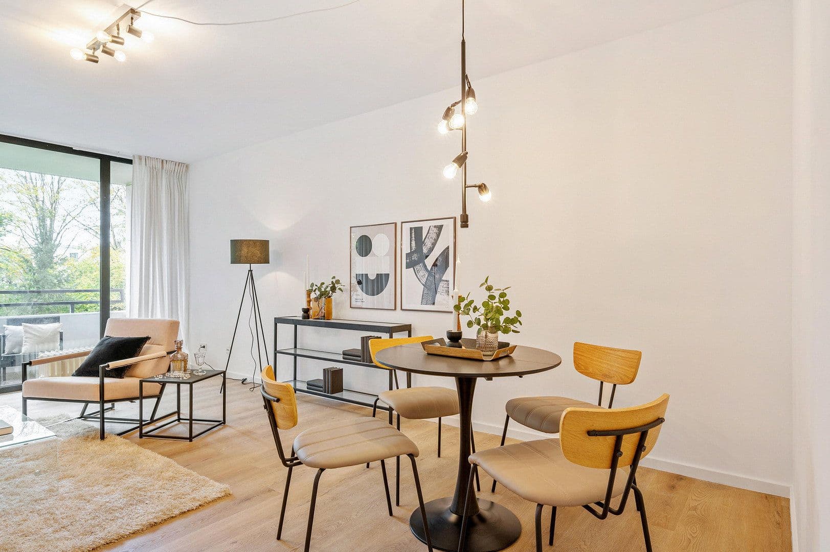 Prodej bytu 2+1 60 m², Wiesbaden, Hessen Prodej bytu 2+1 60 m², Wiesbaden, Hessen