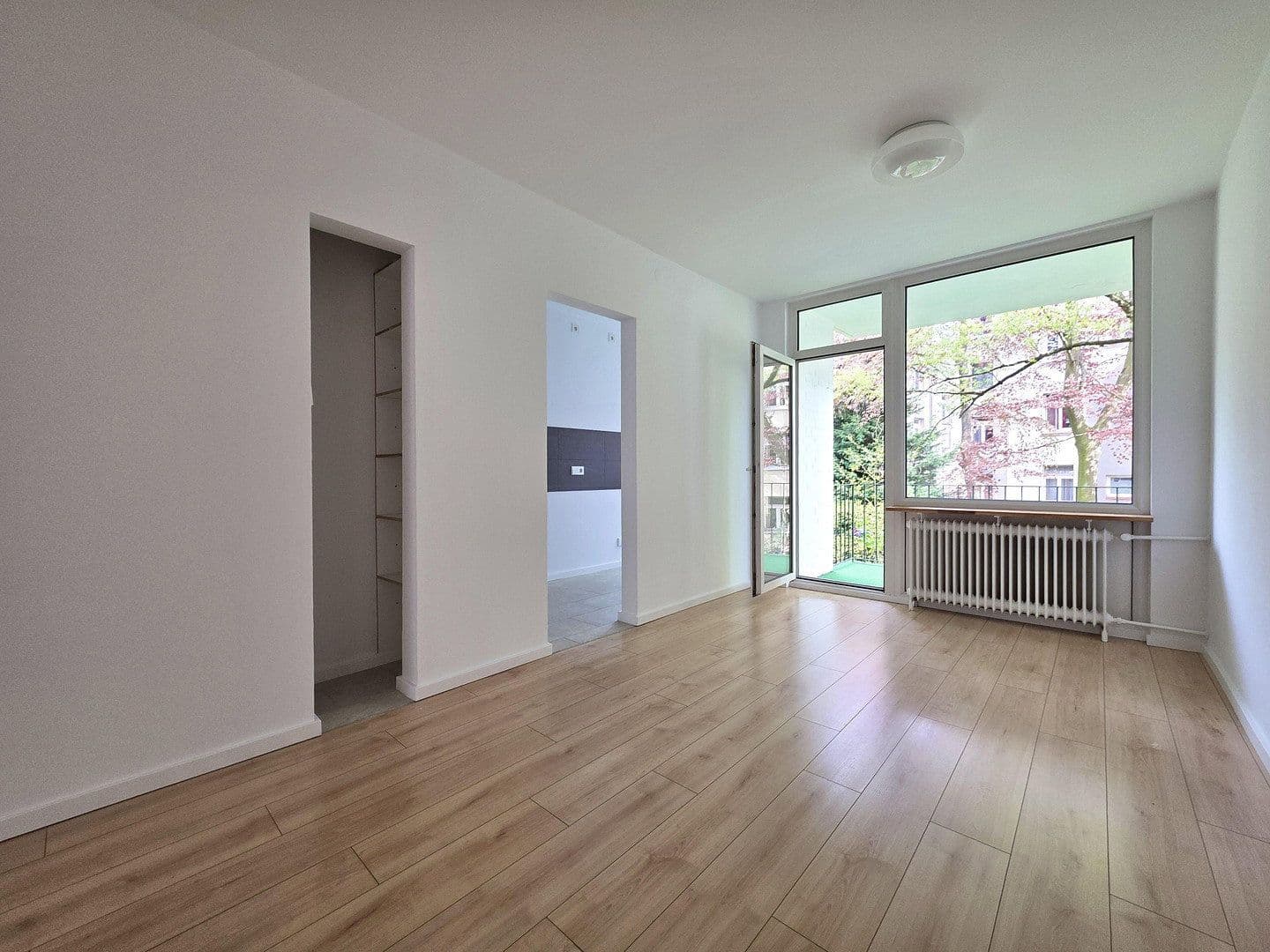 Prodej bytu 4+1 71 m², Bernstorffstraße 12, Hamburg, Hamburg Prodej bytu 4+1 71 m², Bernstorffstraße 12, Hamburg, Hamburg