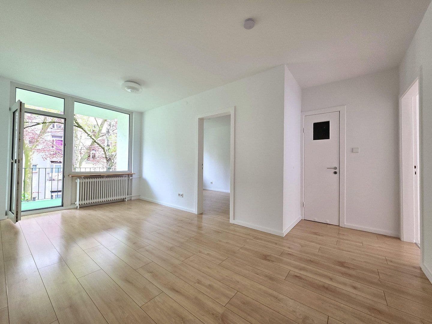 Prodej bytu 4+1 71 m², Bernstorffstraße 12, Hamburg, Hamburg Prodej bytu 4+1 71 m², Bernstorffstraße 12, Hamburg, Hamburg