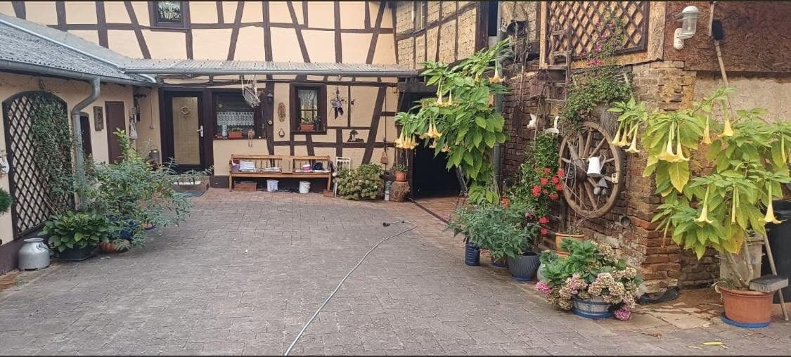 Prodej domu 85 m², pozemek 1.213 m², Grafschaft, Porýní-Falc Prodej domu 85 m², pozemek 1.213 m², Grafschaft, Porýní-Falc