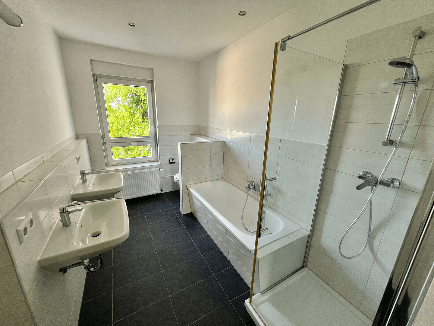 Pronájem bytu 4+1 106 m², Stötteritzer Landstraße 30, Leipzig, Sasko Pronájem bytu 4+1 106 m², Stötteritzer Landstraße 30, Leipzig, Sasko
