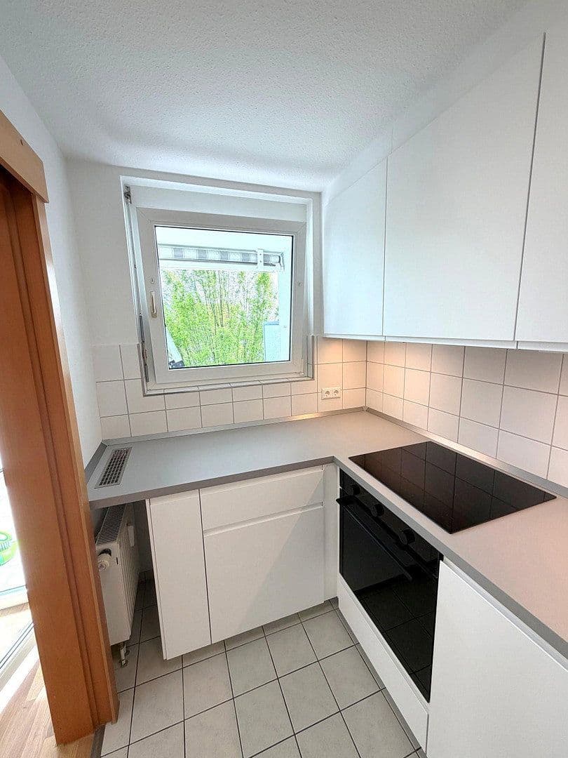 Pronájem bytu 3+1 71 m², Waiblingen, Bádensko-Württembersko Pronájem bytu 3+1 71 m², Waiblingen, Bádensko-Württembersko