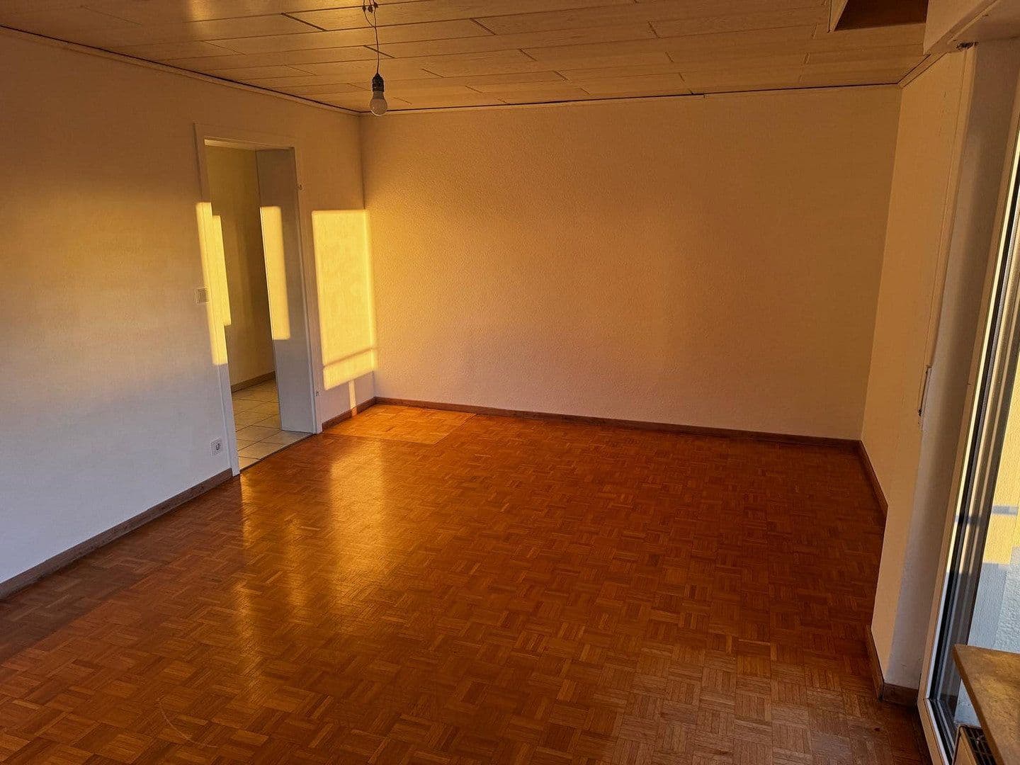 Prodej domu 163 m², pozemek 598 m², Burgstetten, Bádensko-Württembersko Prodej domu 163 m², pozemek 598 m², Burgstetten, Bádensko-Württembersko