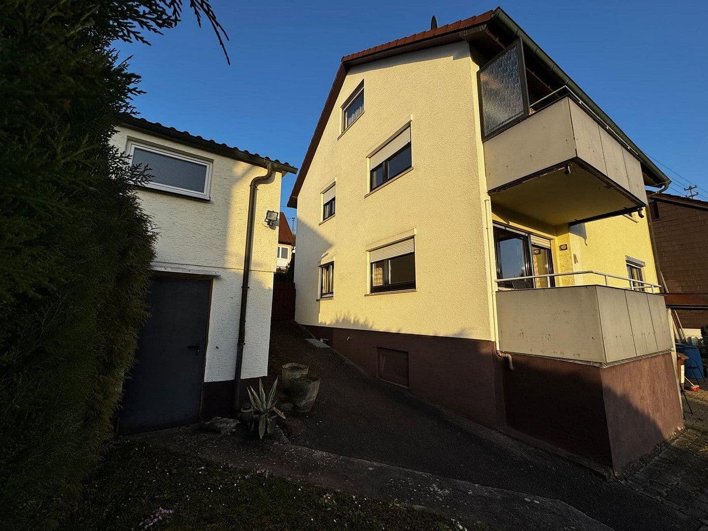 Prodej domu 163 m², pozemek 598 m², Burgstetten, Bádensko-Württembersko Prodej domu 163 m², pozemek 598 m², Burgstetten, Bádensko-Württembersko