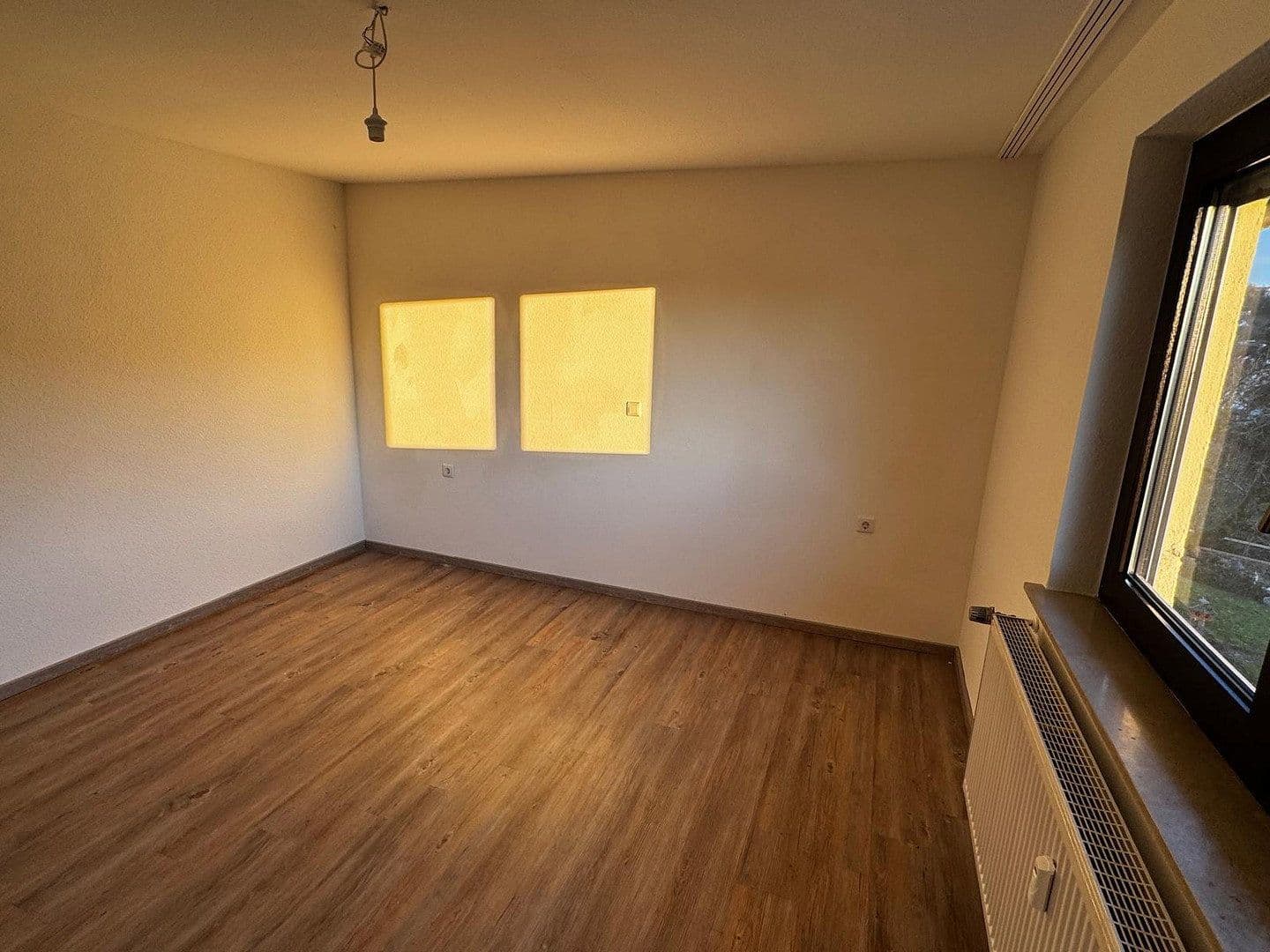 Prodej domu 163 m², pozemek 598 m², Burgstetten, Bádensko-Württembersko Prodej domu 163 m², pozemek 598 m², Burgstetten, Bádensko-Württembersko