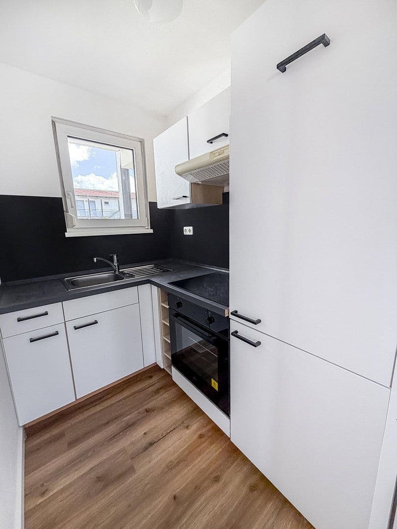 Pronájem bytu 1+1 41 m², Trendelenburgstraße 2, Leipzig, Sasko Pronájem bytu 1+1 41 m², Trendelenburgstraße 2, Leipzig, Sasko
