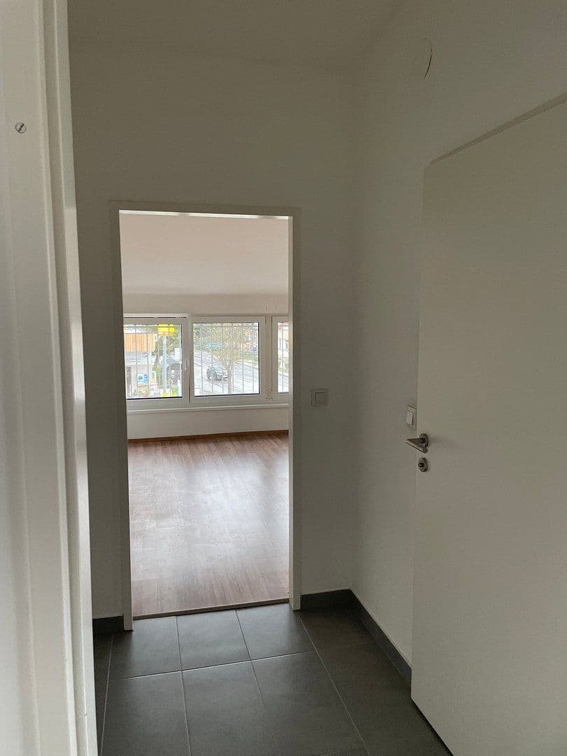 Pronájem bytu 2+1 68 m², Wiener Straße 1, Maria-Lanzendorf, Dolní Rakousko Pronájem bytu 2+1 68 m², Wiener Straße 1, Maria-Lanzendorf, Dolní Rakousko