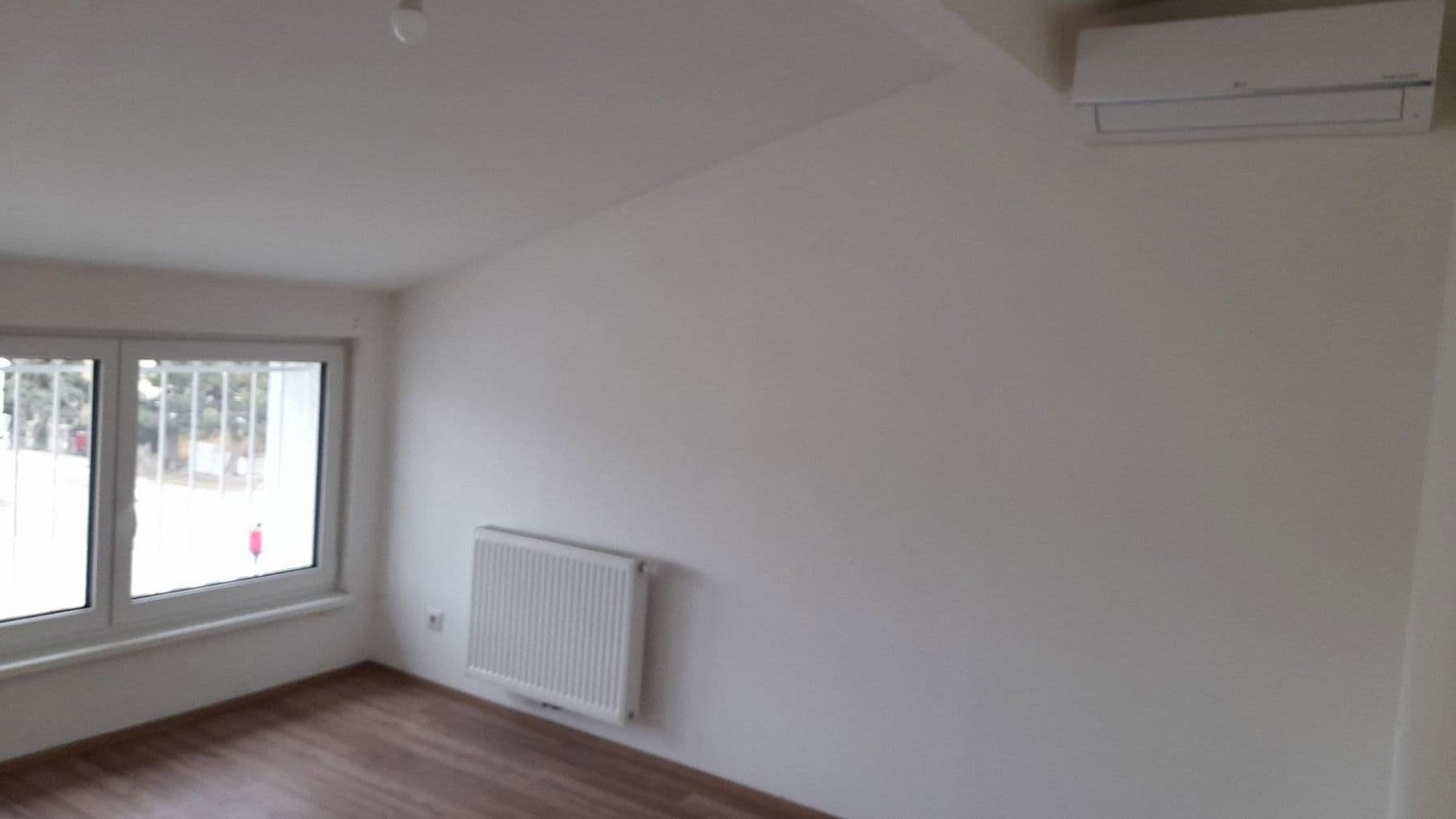 Pronájem bytu 2+1 68 m², Wiener Straße 1, Maria-Lanzendorf, Dolní Rakousko Pronájem bytu 2+1 68 m², Wiener Straße 1, Maria-Lanzendorf, Dolní Rakousko