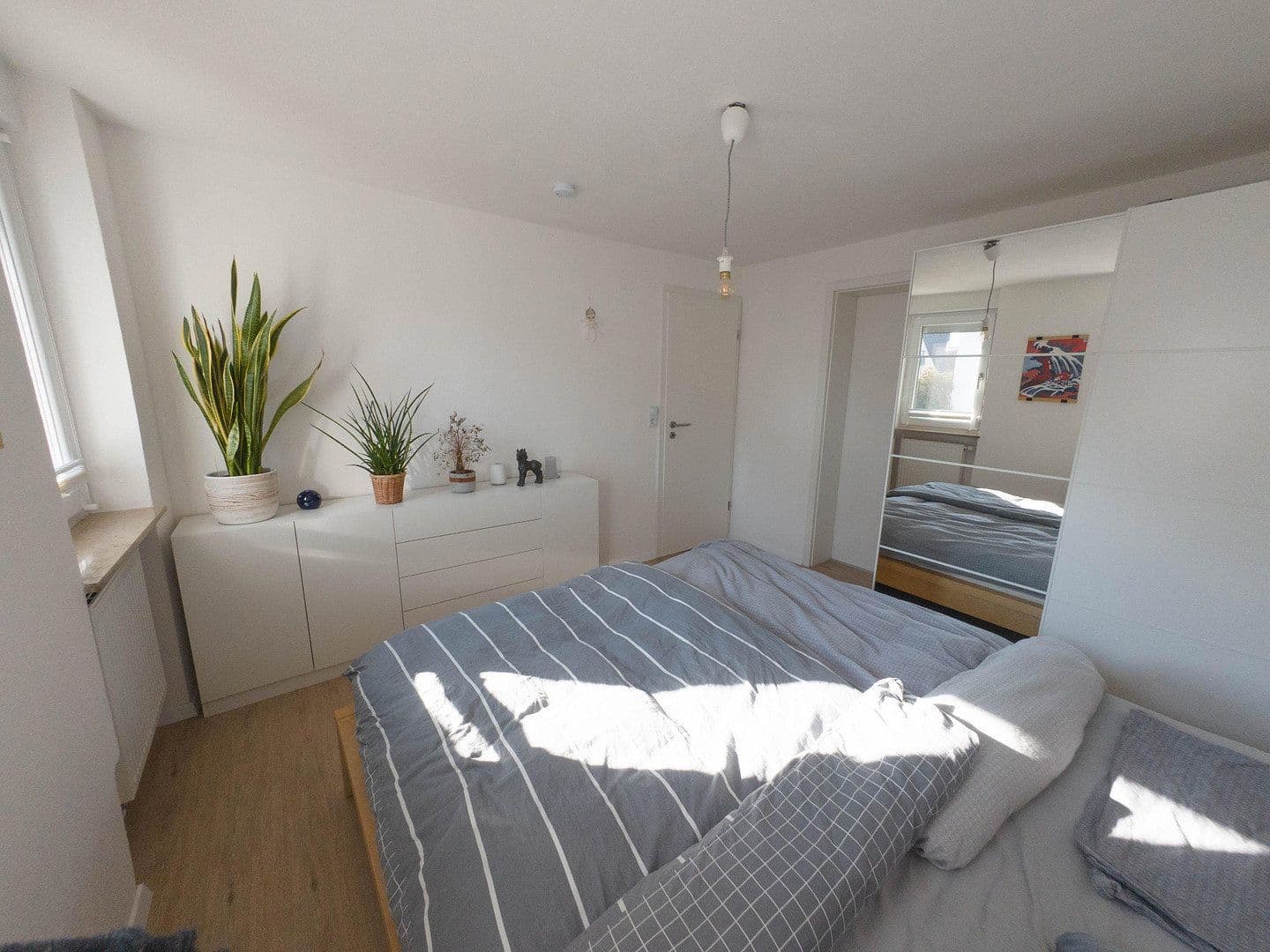 Pronájem bytu 4+1 97 m², Büsnauer Straße 15, Leonberg, Bádensko-Württembersko Pronájem bytu 4+1 97 m², Büsnauer Straße 15, Leonberg, Bádensko-Württembersko