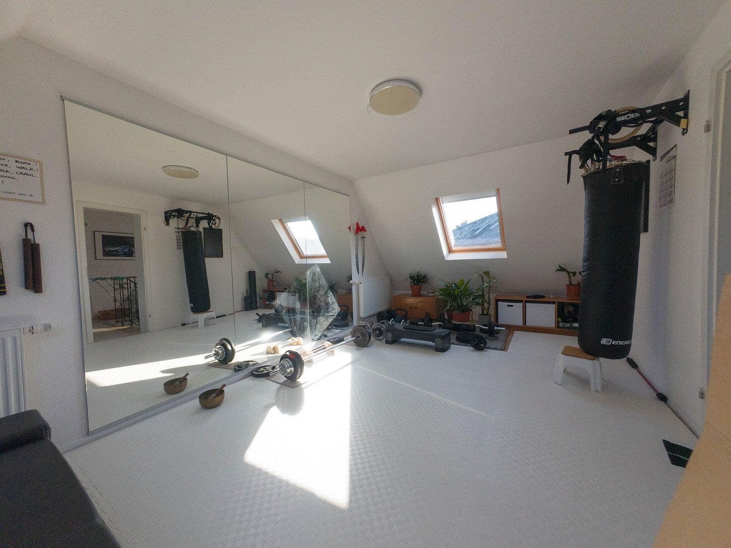 Pronájem bytu 4+1 97 m², Büsnauer Straße 15, Leonberg, Bádensko-Württembersko Pronájem bytu 4+1 97 m², Büsnauer Straße 15, Leonberg, Bádensko-Württembersko