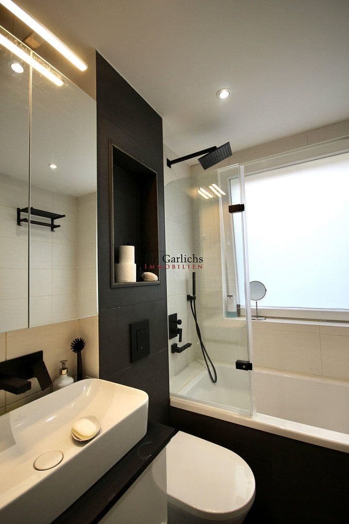 Pronájem bytu 3+1 79 m², Thomasiusstr. 3, Berlin, Berlín Pronájem bytu 3+1 79 m², Thomasiusstr. 3, Berlin, Berlín