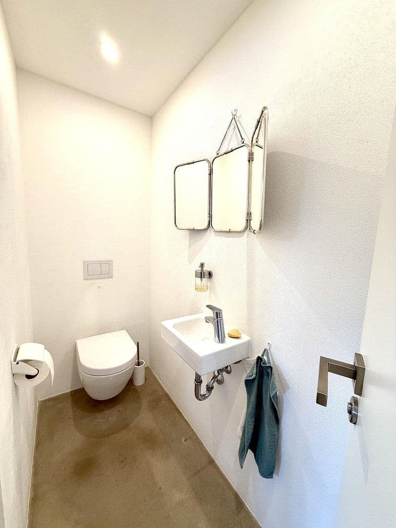 Prodej domu 285 m², pozemek 672 m², windach, Bavorsko Prodej domu 285 m², pozemek 672 m², windach, Bavorsko