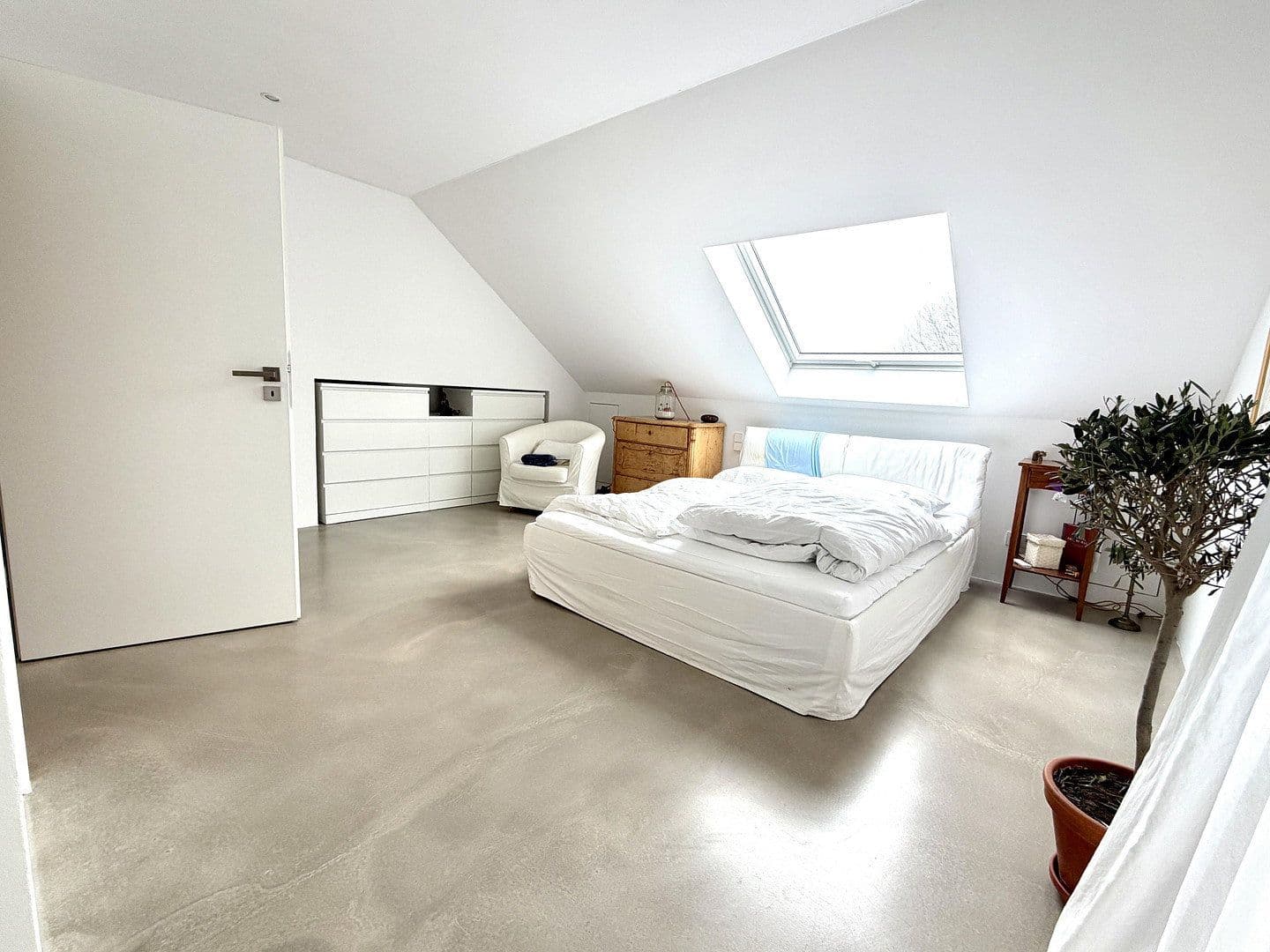 Prodej domu 285 m², pozemek 672 m², windach, Bavorsko Prodej domu 285 m², pozemek 672 m², windach, Bavorsko