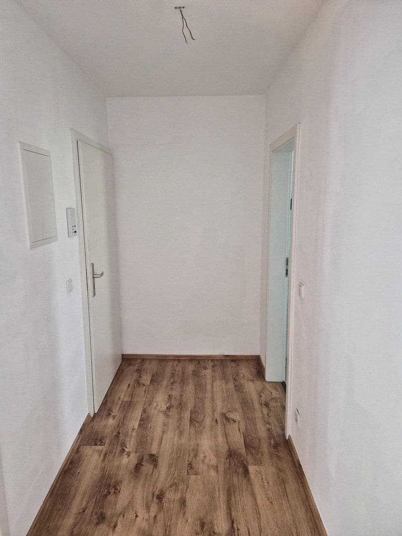 Pronájem bytu 1+1 43 m², Robert-Koch-Straße 8, Leverkusen, Severní Porýní-Vestfálsko Pronájem bytu 1+1 43 m², Robert-Koch-Straße 8, Leverkusen, Severní Porýní-Vestfálsko