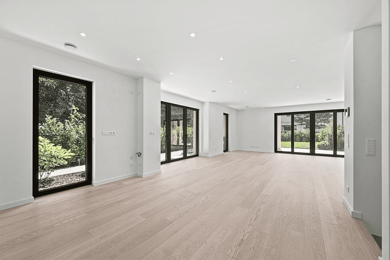 Prodej domu 246 m², pozemek 306 m², Sembdnerstraße 6, Germering, Bavorsko Prodej domu 246 m², pozemek 306 m², Sembdnerstraße 6, Germering, Bavorsko