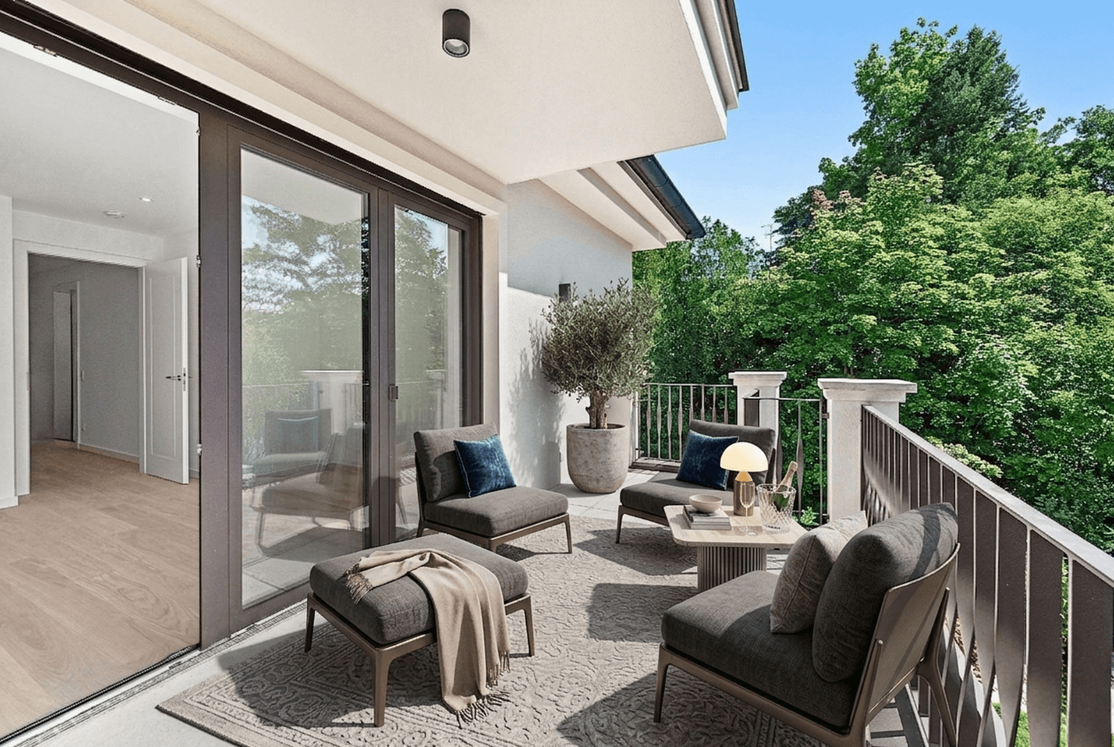 Prodej domu 246 m², pozemek 306 m², Sembdnerstraße 6, Germering, Bavorsko Prodej domu 246 m², pozemek 306 m², Sembdnerstraße 6, Germering, Bavorsko