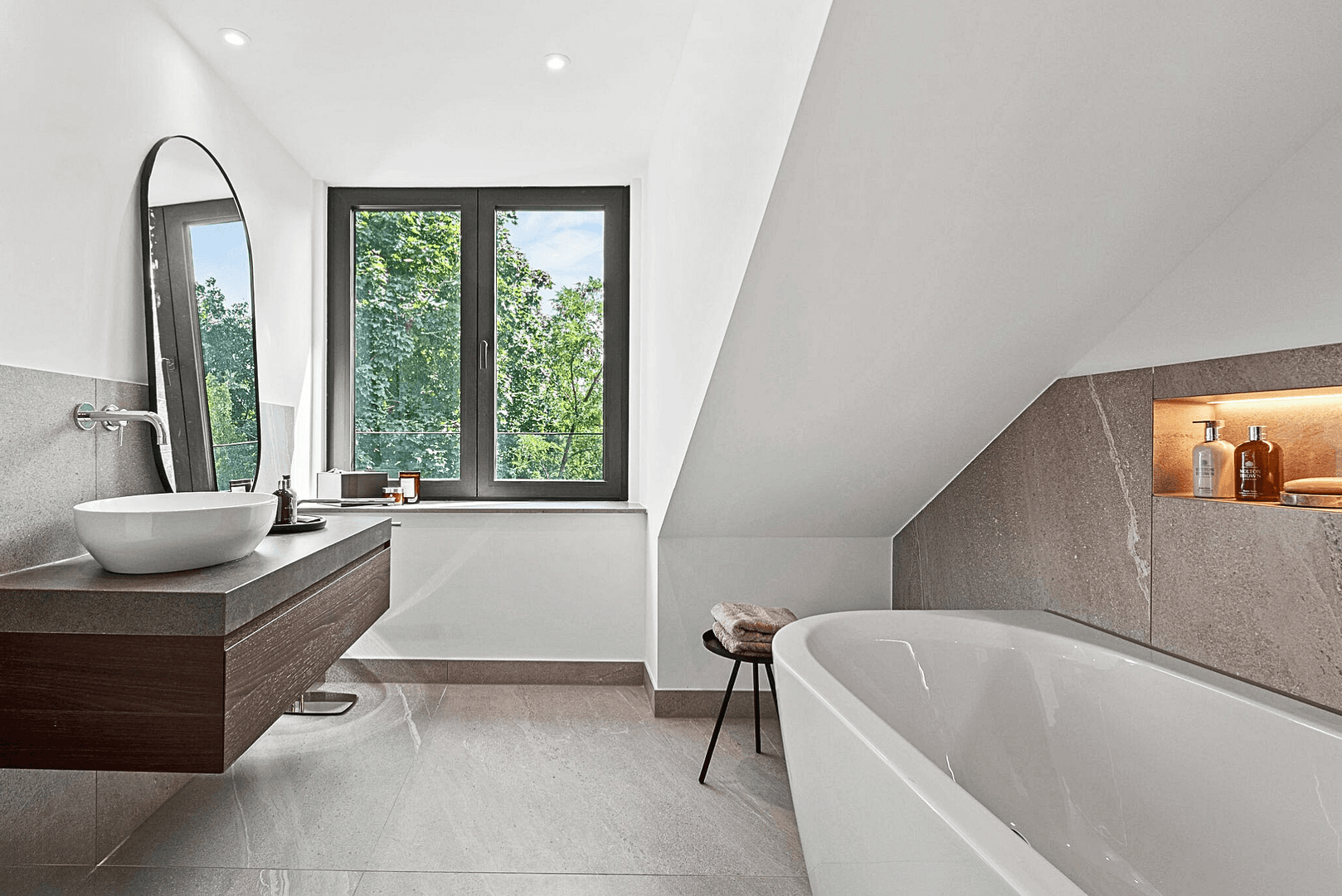 Prodej domu 246 m², pozemek 306 m², Sembdnerstraße 6, Germering, Bavorsko Prodej domu 246 m², pozemek 306 m², Sembdnerstraße 6, Germering, Bavorsko