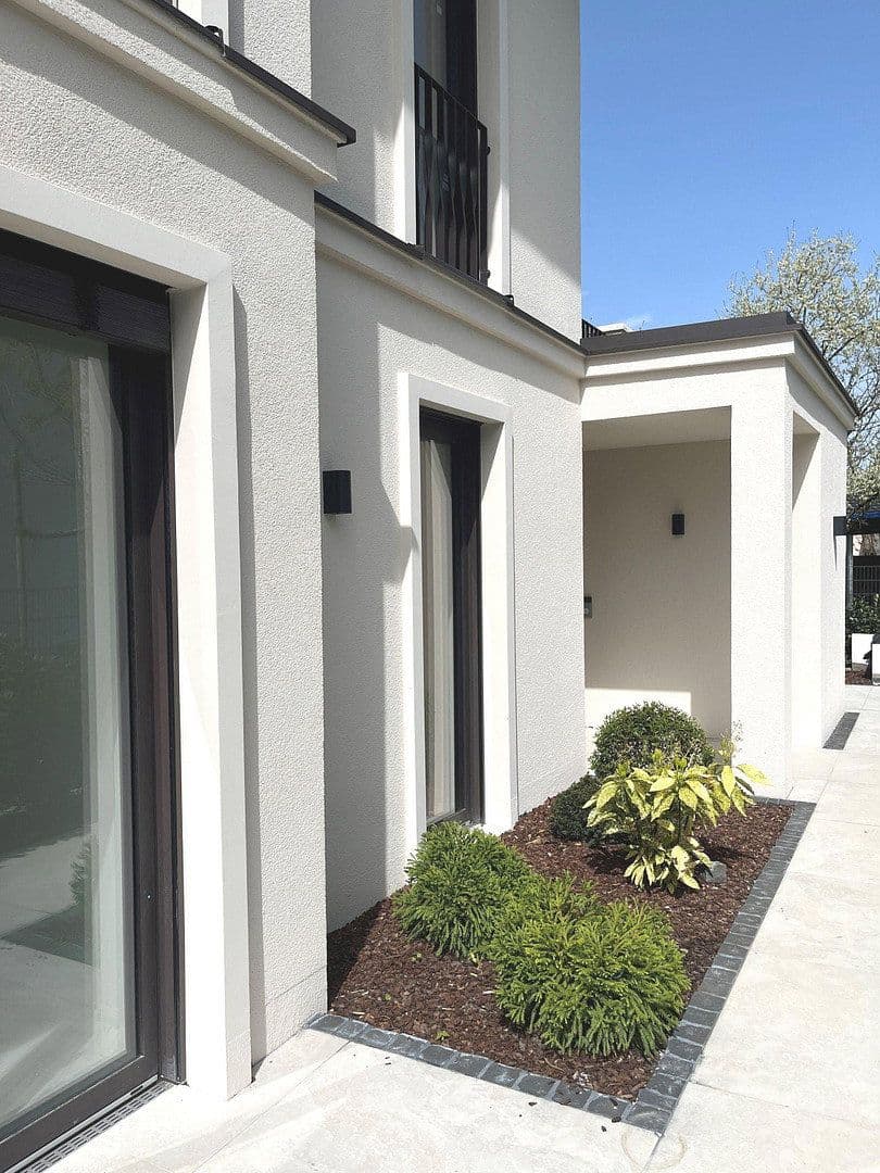 Prodej domu 246 m², pozemek 306 m², Sembdnerstraße 6, Germering, Bavorsko Prodej domu 246 m², pozemek 306 m², Sembdnerstraße 6, Germering, Bavorsko