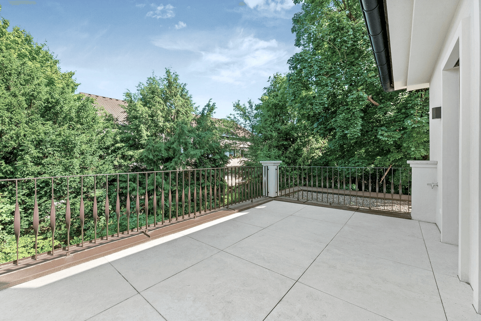 Prodej domu 246 m², pozemek 306 m², Sembdnerstraße 6, Germering, Bavorsko Prodej domu 246 m², pozemek 306 m², Sembdnerstraße 6, Germering, Bavorsko