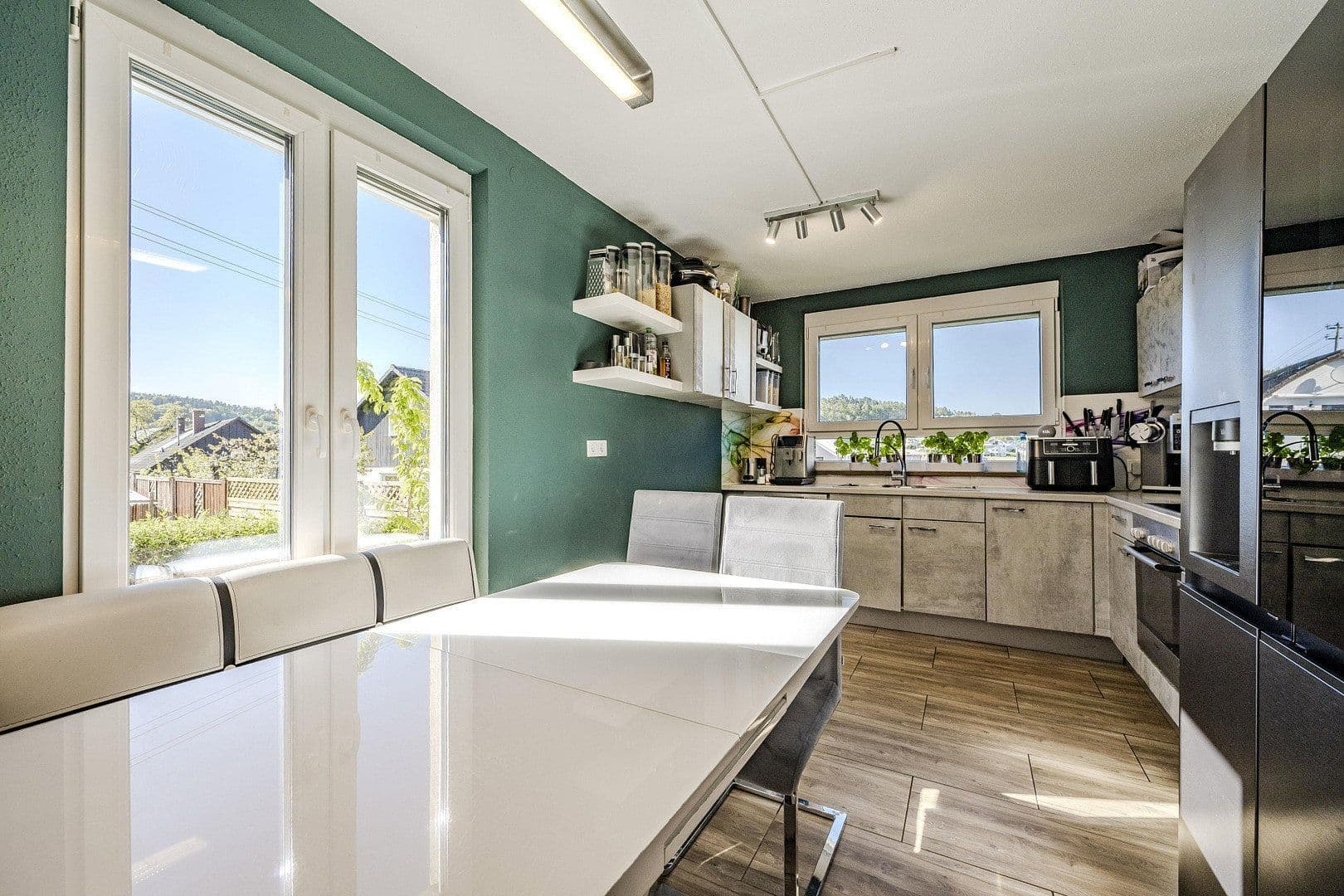 Prodej bytu 5+1 131 m², Pappelstraße 6, Weil der Stadt, Bádensko-Württembersko Prodej bytu 5+1 131 m², Pappelstraße 6, Weil der Stadt, Bádensko-Württembersko