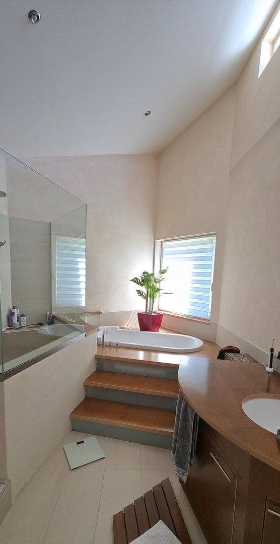 Prodej domu 152 m², pozemek 1.541 m², Albstadt, Bádensko-Württembersko Prodej domu 152 m², pozemek 1.541 m², Albstadt, Bádensko-Württembersko