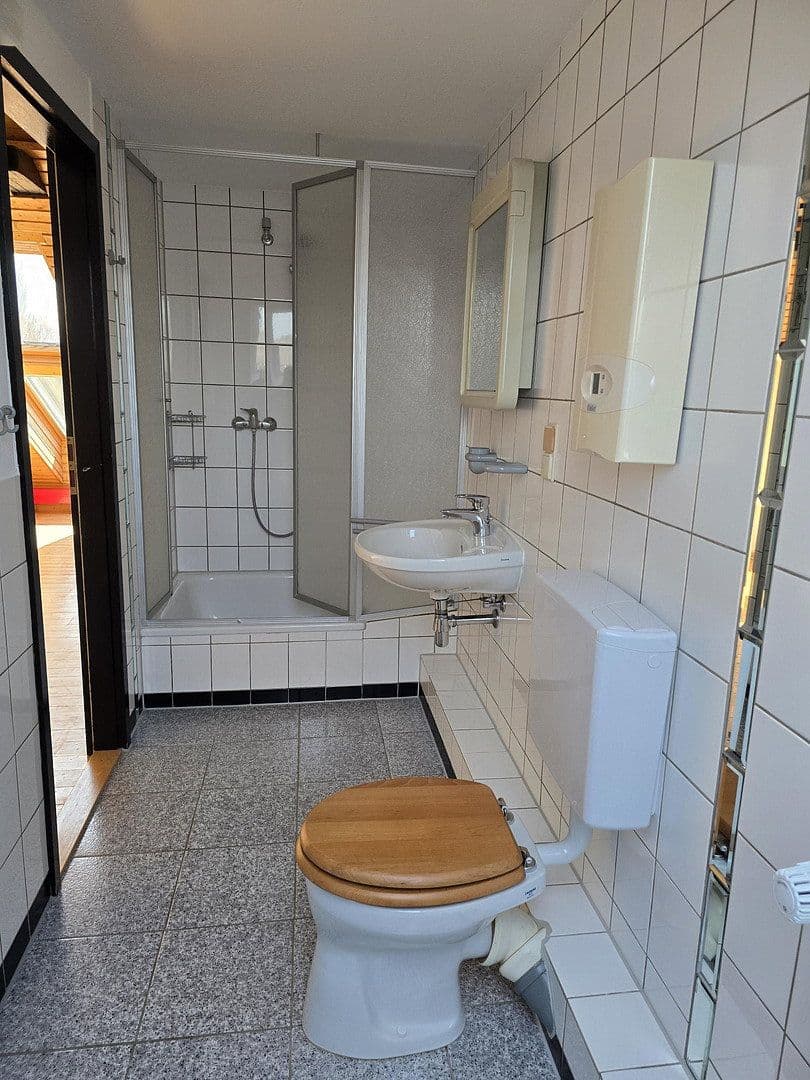Prodej domu 135 m², pozemek 168 m², Ronnenberg, Dolní Sasko Prodej domu 135 m², pozemek 168 m², Ronnenberg, Dolní Sasko