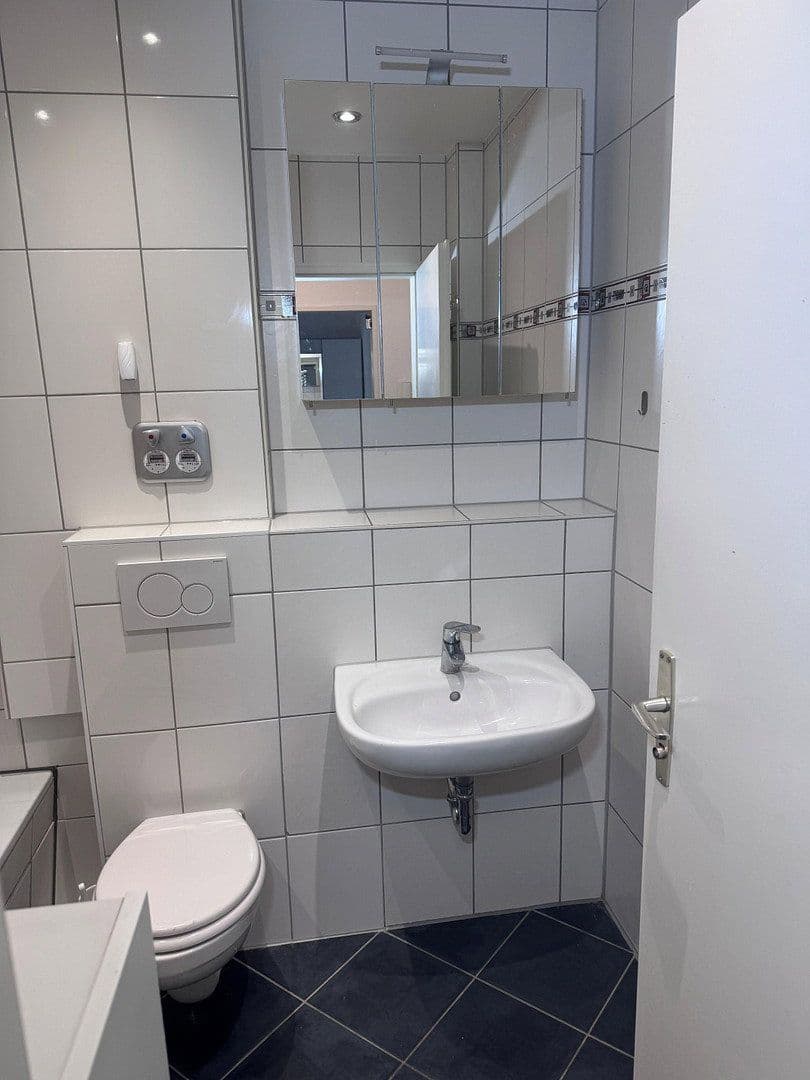 Pronájem bytu 1+1 30 m², Schöffenstr., Frankfurt am Main, Hessen Pronájem bytu 1+1 30 m², Schöffenstr., Frankfurt am Main, Hessen