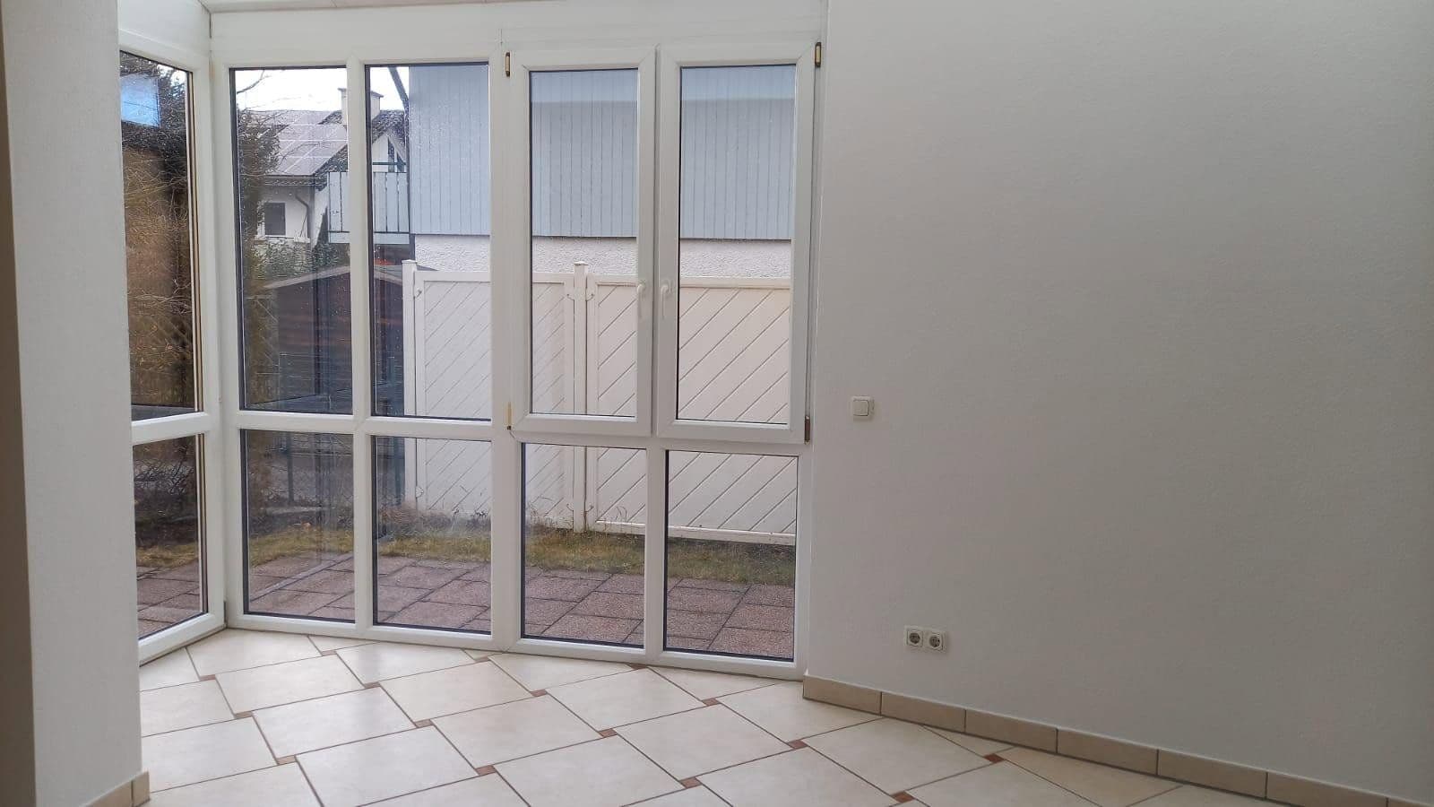 Pronájem domu 174 m², pozemek 256 m², München, Bavorsko Pronájem domu 174 m², pozemek 256 m², München, Bavorsko