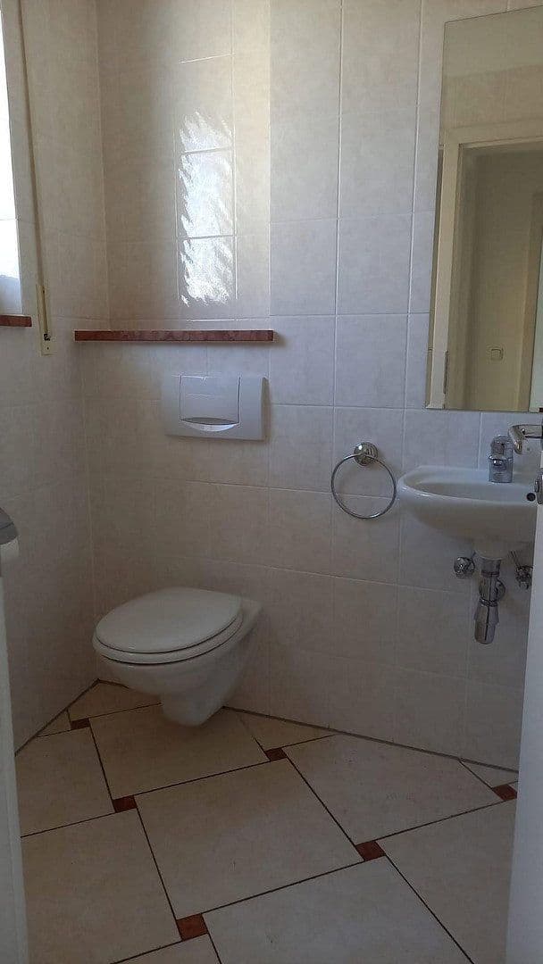 Pronájem domu 174 m², pozemek 256 m², München, Bavorsko Pronájem domu 174 m², pozemek 256 m², München, Bavorsko