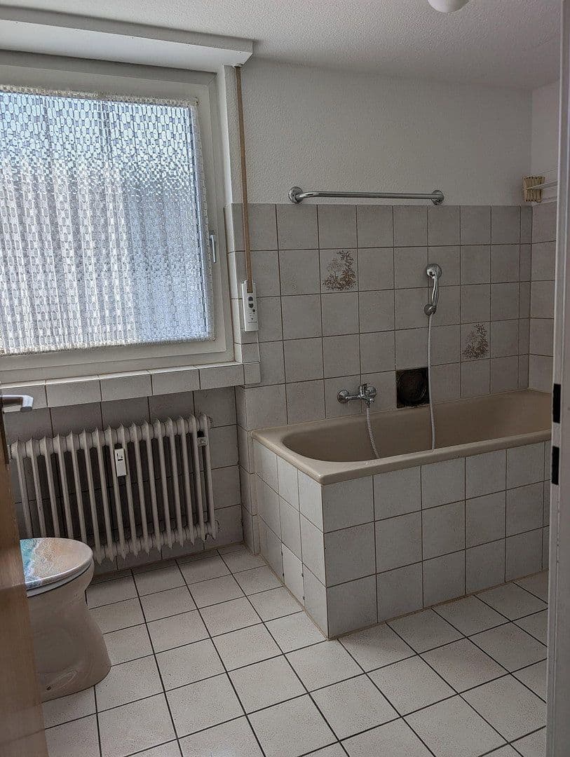Prodej bytu 3+1 65 m², Essen Freisenbruch, Severní Porýní-Vestfálsko Prodej bytu 3+1 65 m², Essen Freisenbruch, Severní Porýní-Vestfálsko