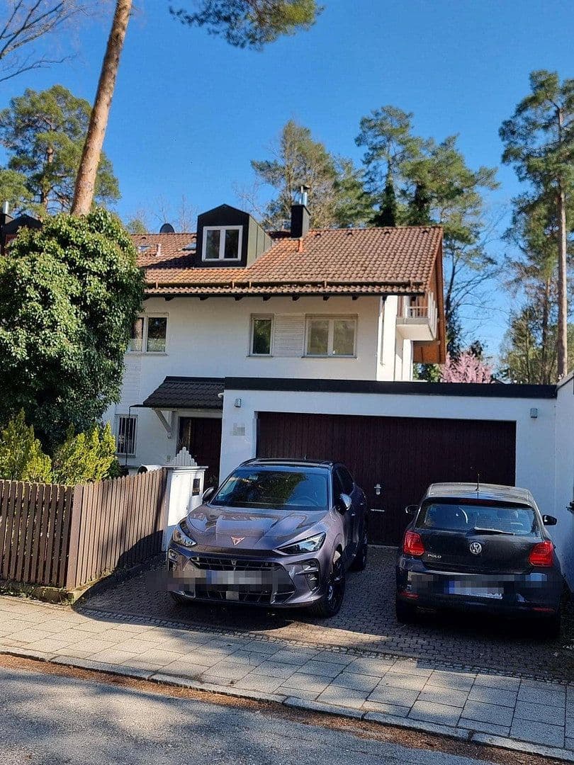 Prodej domu 185 m², pozemek 630 m², Vaterstetten, Bavorsko Prodej domu 185 m², pozemek 630 m², Vaterstetten, Bavorsko