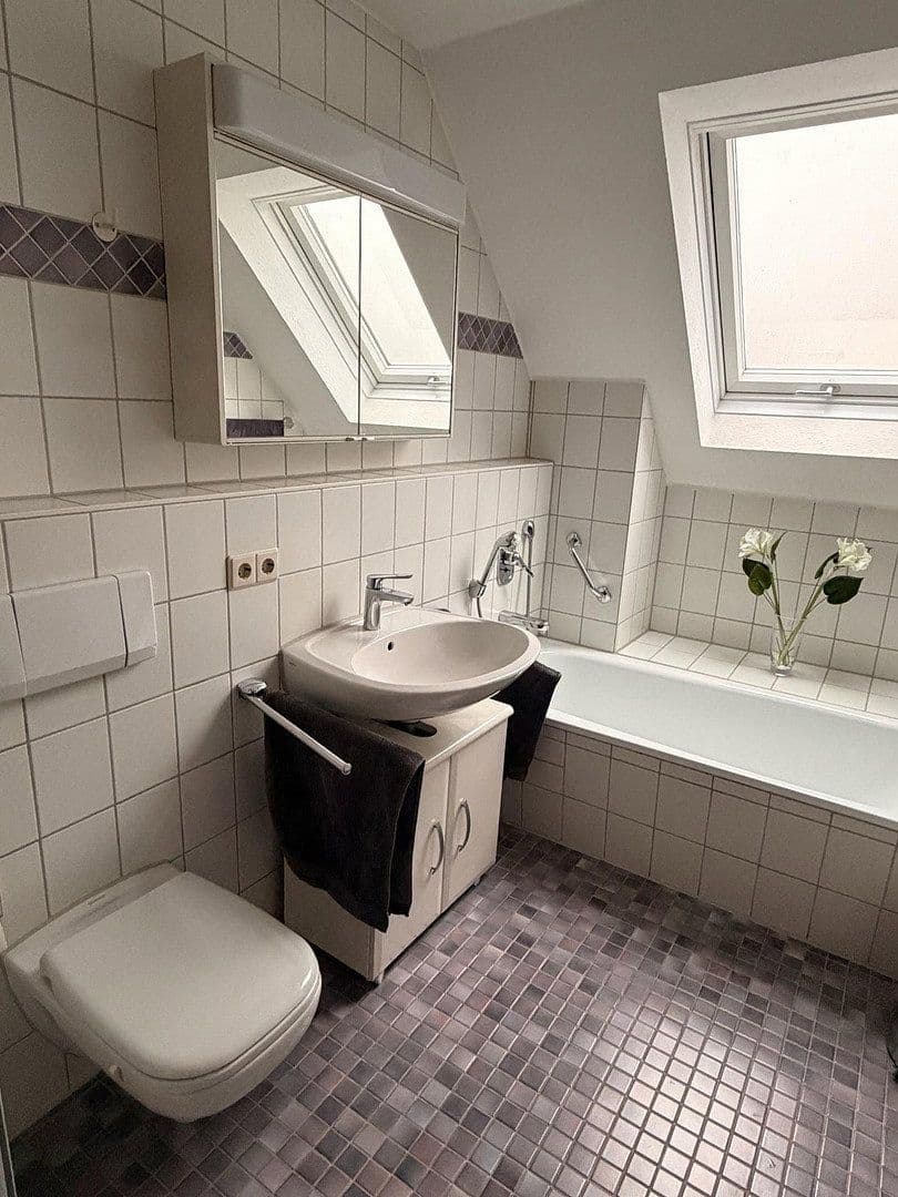 Prodej domu 150 m², pozemek 156 m², Waiblingen, Bádensko-Württembersko Prodej domu 150 m², pozemek 156 m², Waiblingen, Bádensko-Württembersko