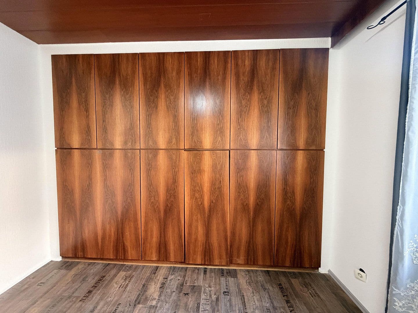 Pronájem bytu 1+1 30 m², Stockkampstraße 12, Düsseldorf, Severní Porýní-Vestfálsko Pronájem bytu 1+1 30 m², Stockkampstraße 12, Düsseldorf, Severní Porýní-Vestfálsko