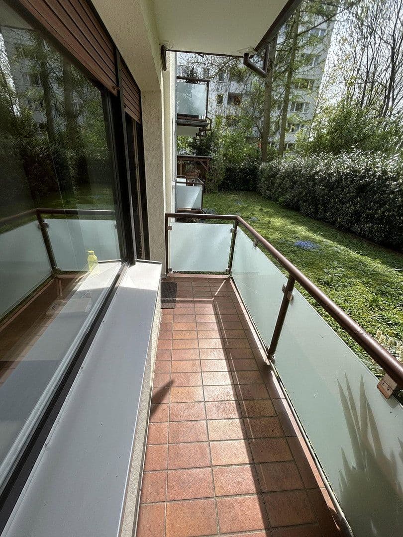 Pronájem bytu 1+kk 39 m², Karl-Arnold-Straße 29, Meerbusch, Severní Porýní-Vestfálsko Pronájem bytu 1+kk 39 m², Karl-Arnold-Straße 29, Meerbusch, Severní Porýní-Vestfálsko