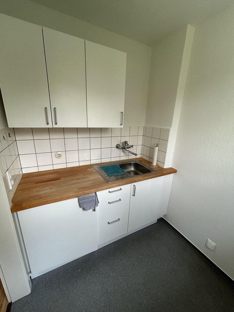Pronájem bytu 1+kk 39 m², Karl-Arnold-Straße 29, Meerbusch, Severní Porýní-Vestfálsko Pronájem bytu 1+kk 39 m², Karl-Arnold-Straße 29, Meerbusch, Severní Porýní-Vestfálsko