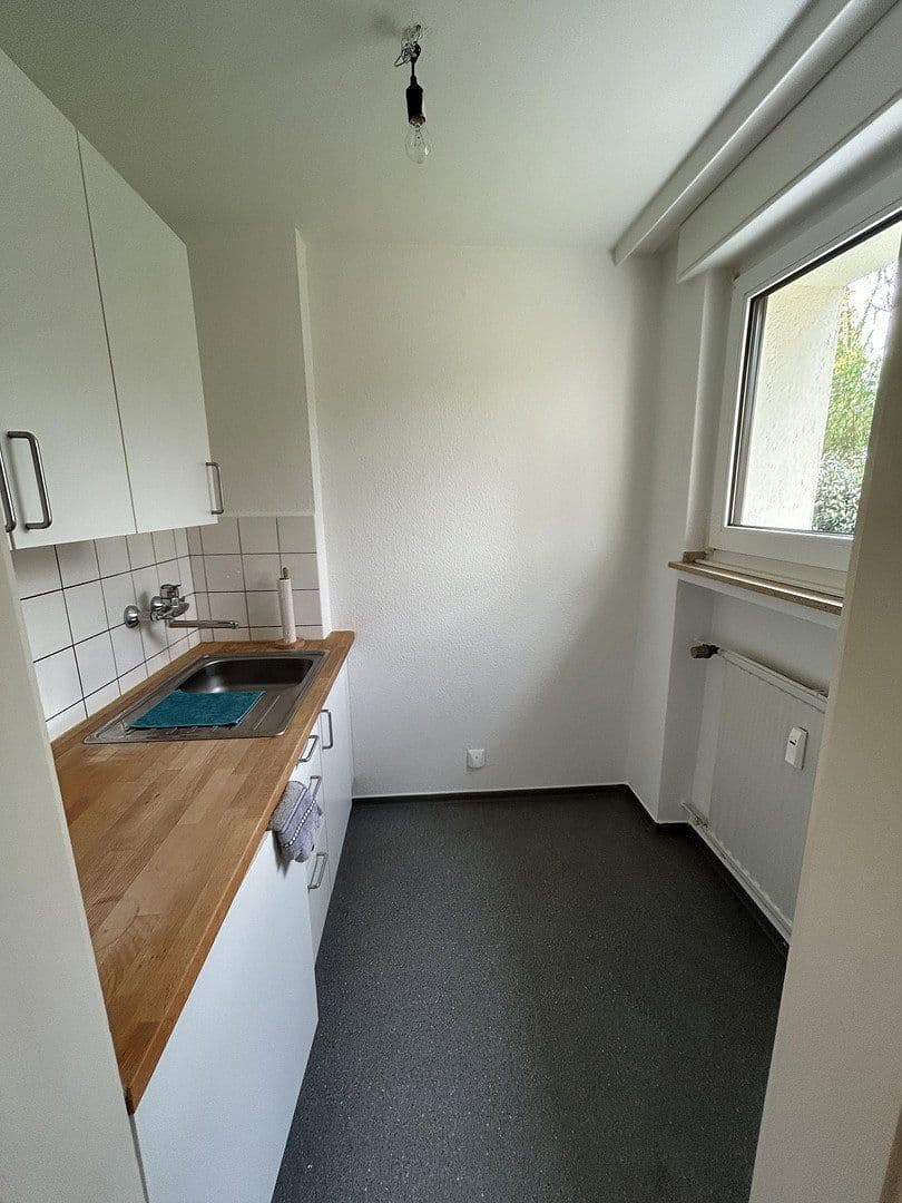 Pronájem bytu 1+kk 39 m², Karl-Arnold-Straße 29, Meerbusch, Severní Porýní-Vestfálsko Pronájem bytu 1+kk 39 m², Karl-Arnold-Straße 29, Meerbusch, Severní Porýní-Vestfálsko