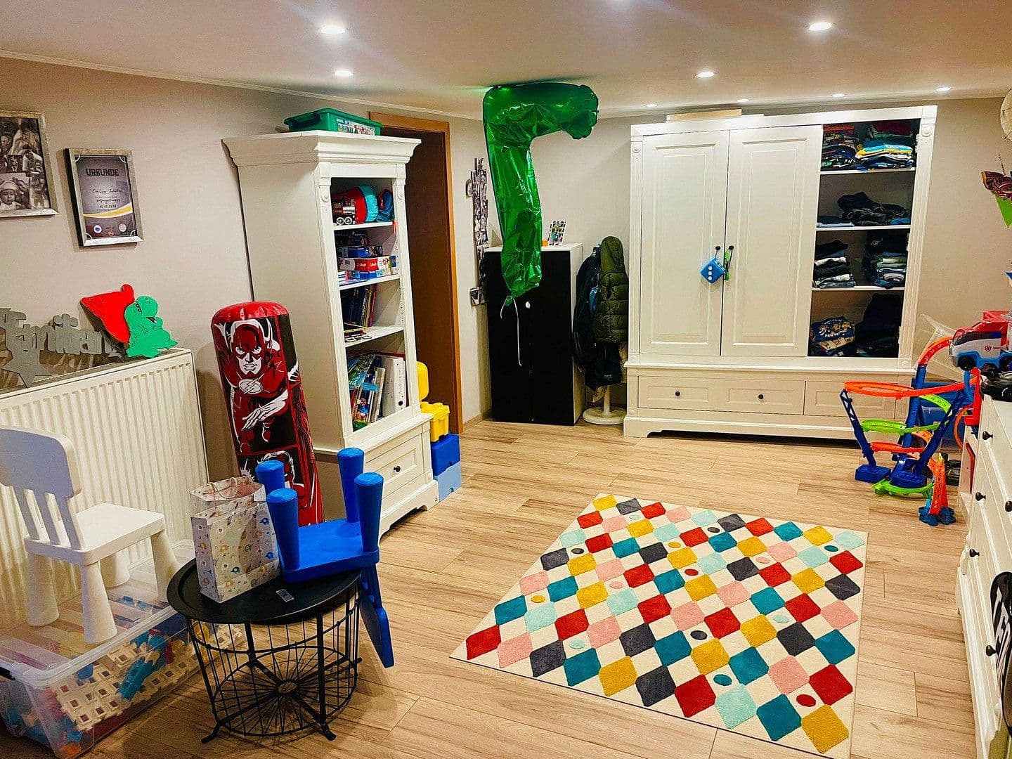 Prodej domu 176 m², pozemek 490 m², Speyerer Straße 23, Römerberg, Porýní-Falc Prodej domu 176 m², pozemek 490 m², Speyerer Straße 23, Römerberg, Porýní-Falc