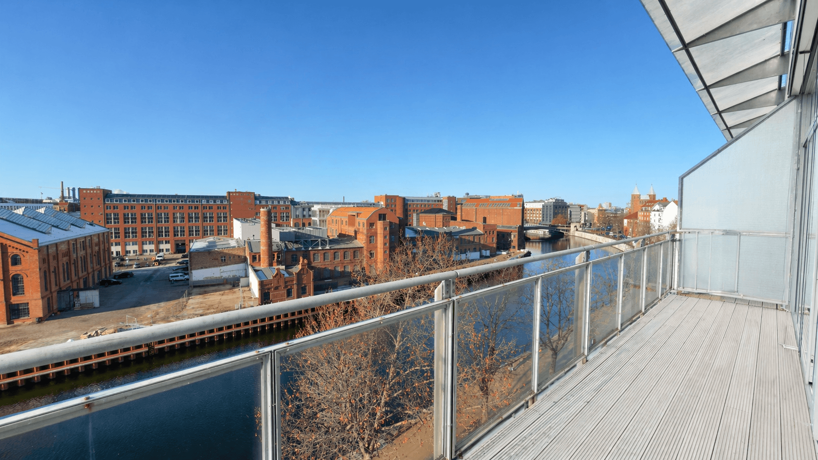Prodej bytu 3+1 75 m², Berlin, Berlín Prodej bytu 3+1 75 m², Berlin, Berlín