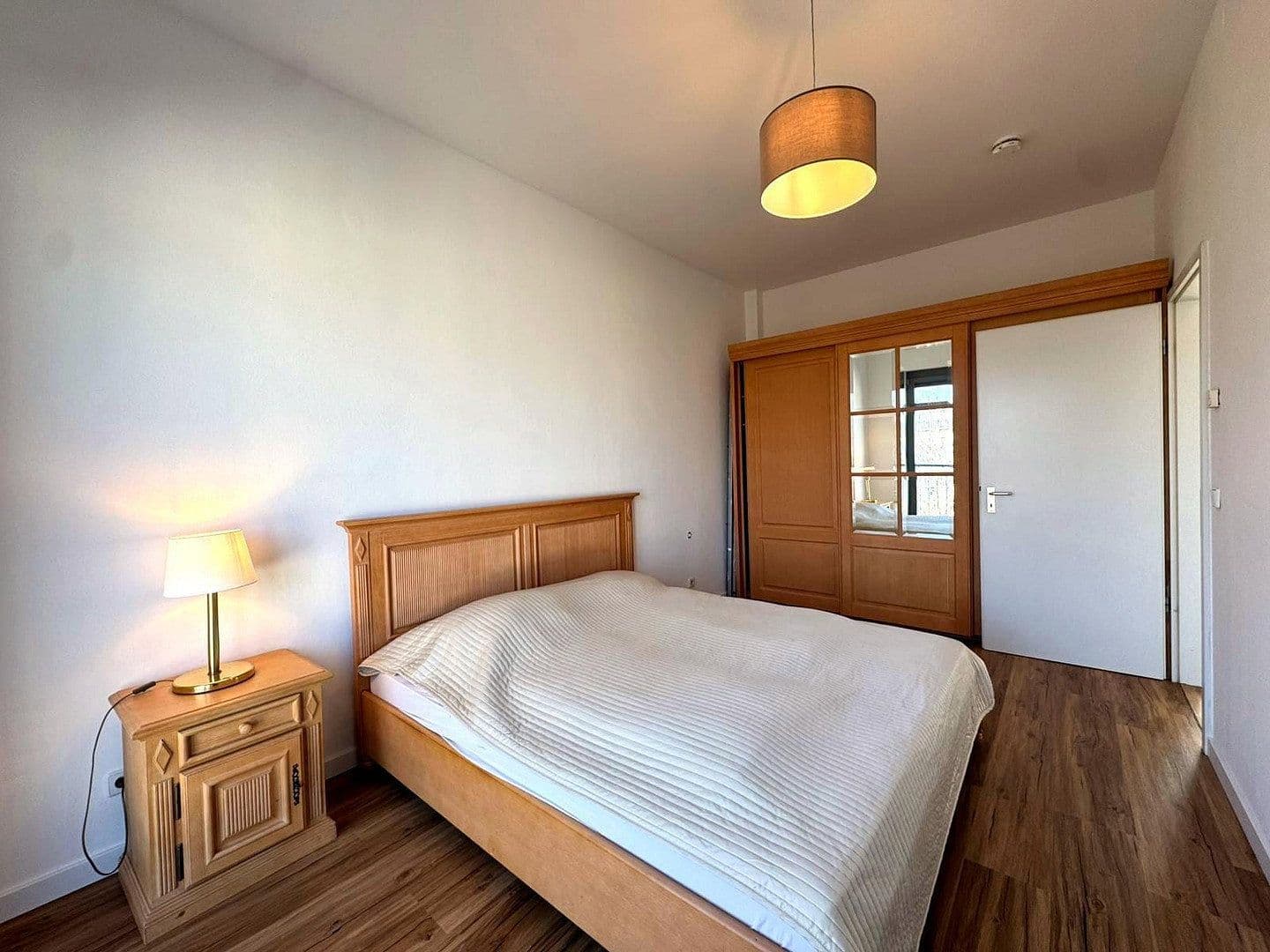 Prodej bytu 3+1 75 m², Berlin, Berlín Prodej bytu 3+1 75 m², Berlin, Berlín
