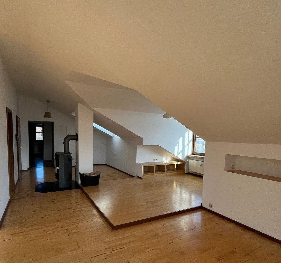 Prodej bytu 4+1 93 m², Raubling, Bavorsko Prodej bytu 4+1 93 m², Raubling, Bavorsko