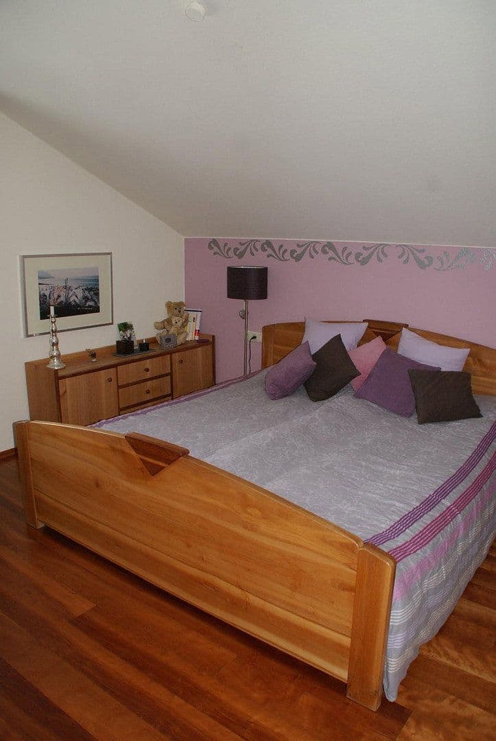 Prodej bytu 4+1 93 m², Raubling, Bavorsko Prodej bytu 4+1 93 m², Raubling, Bavorsko