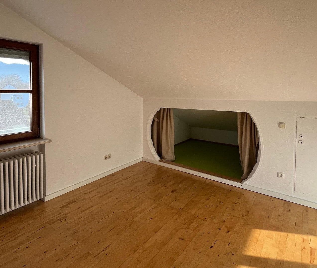 Prodej bytu 4+1 93 m², Raubling, Bavorsko Prodej bytu 4+1 93 m², Raubling, Bavorsko
