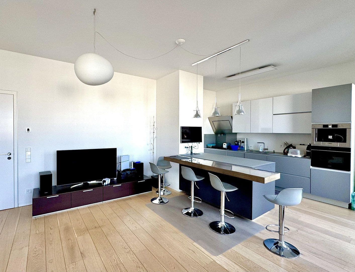 Prodej bytu 4+1 144 m², Frankfurt am Main, Hessen Prodej bytu 4+1 144 m², Frankfurt am Main, Hessen