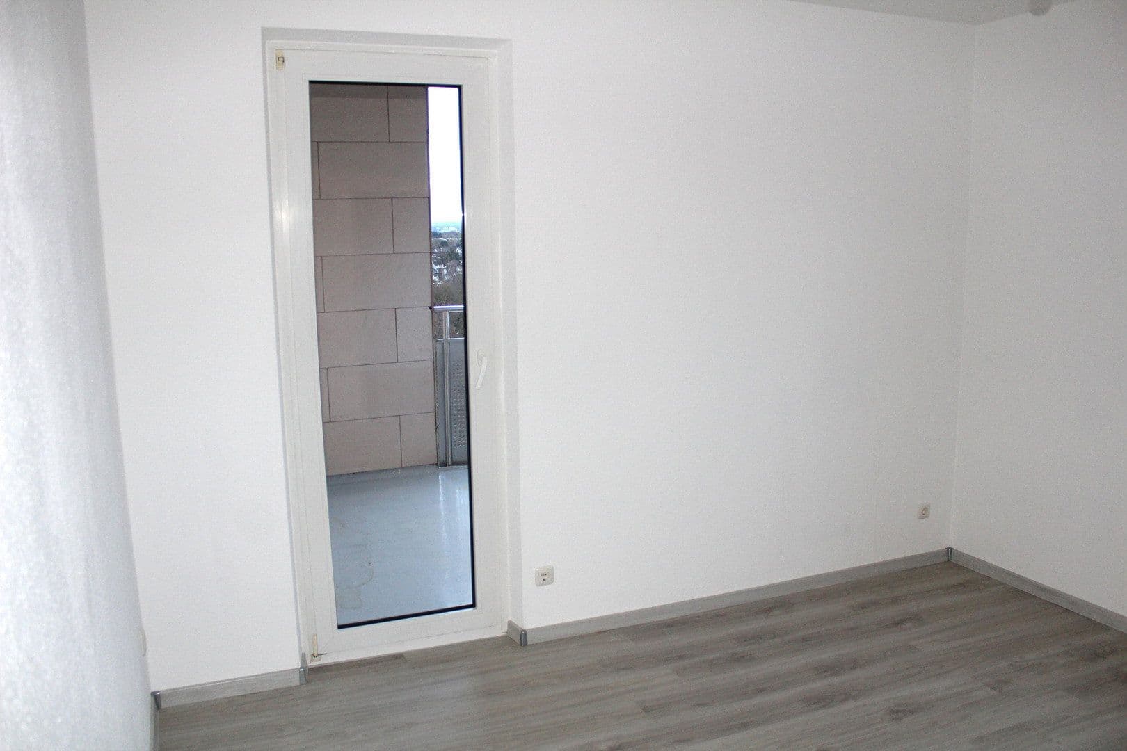 Prodej bytu 2+kk 56 m², Johanna-Tesch-Straße 16, Schwalbach am Taunus, Hessen Prodej bytu 2+kk 56 m², Johanna-Tesch-Straße 16, Schwalbach am Taunus, Hessen